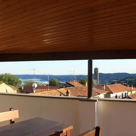 Casa Lia Lesa